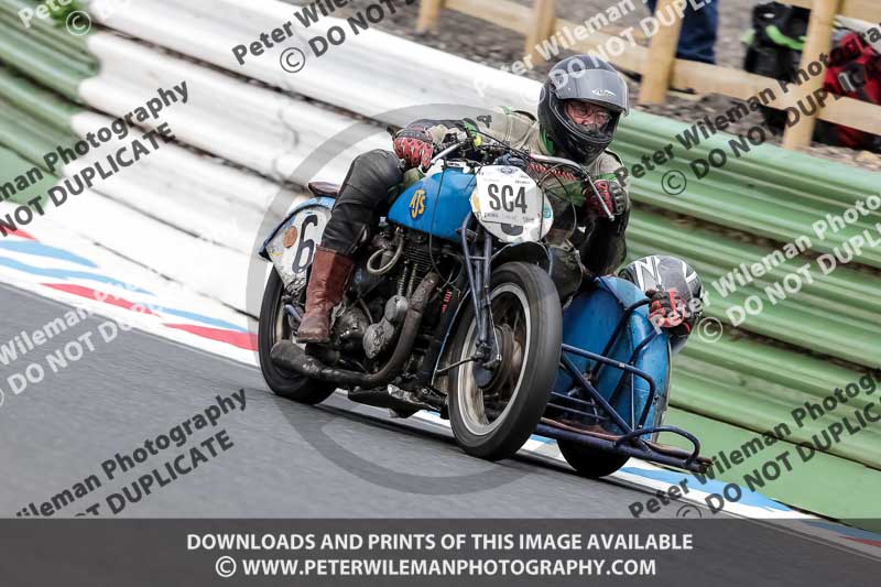 Vintage motorcycle club;eventdigitalimages;mallory park;mallory park trackday photographs;no limits trackdays;peter wileman photography;trackday digital images;trackday photos;vmcc festival 1000 bikes photographs
